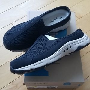 Easy Spirit NIB slides, clogs, mules Navy